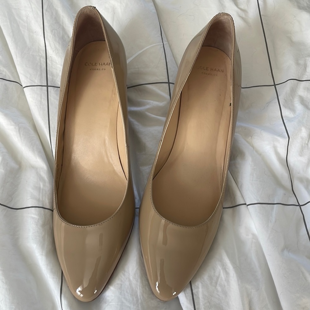Almost new cole haan wedge patent leather shoe!